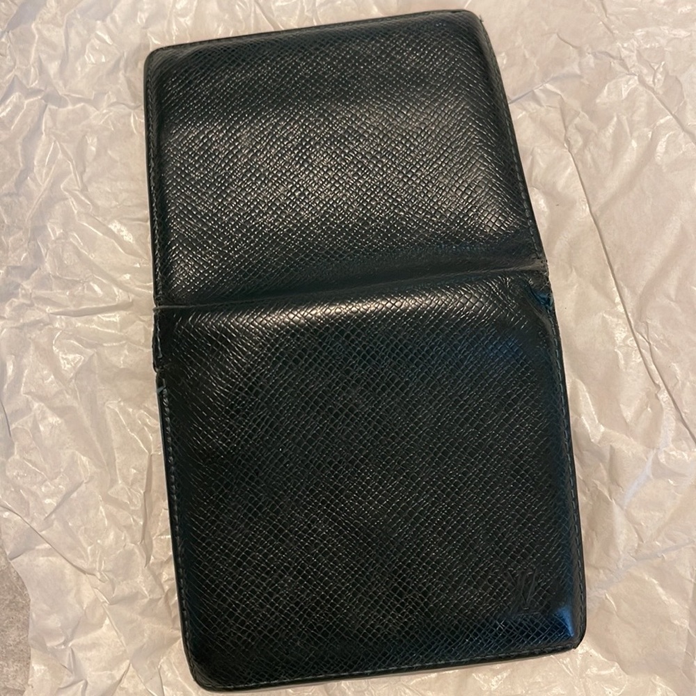 LV mens wallet